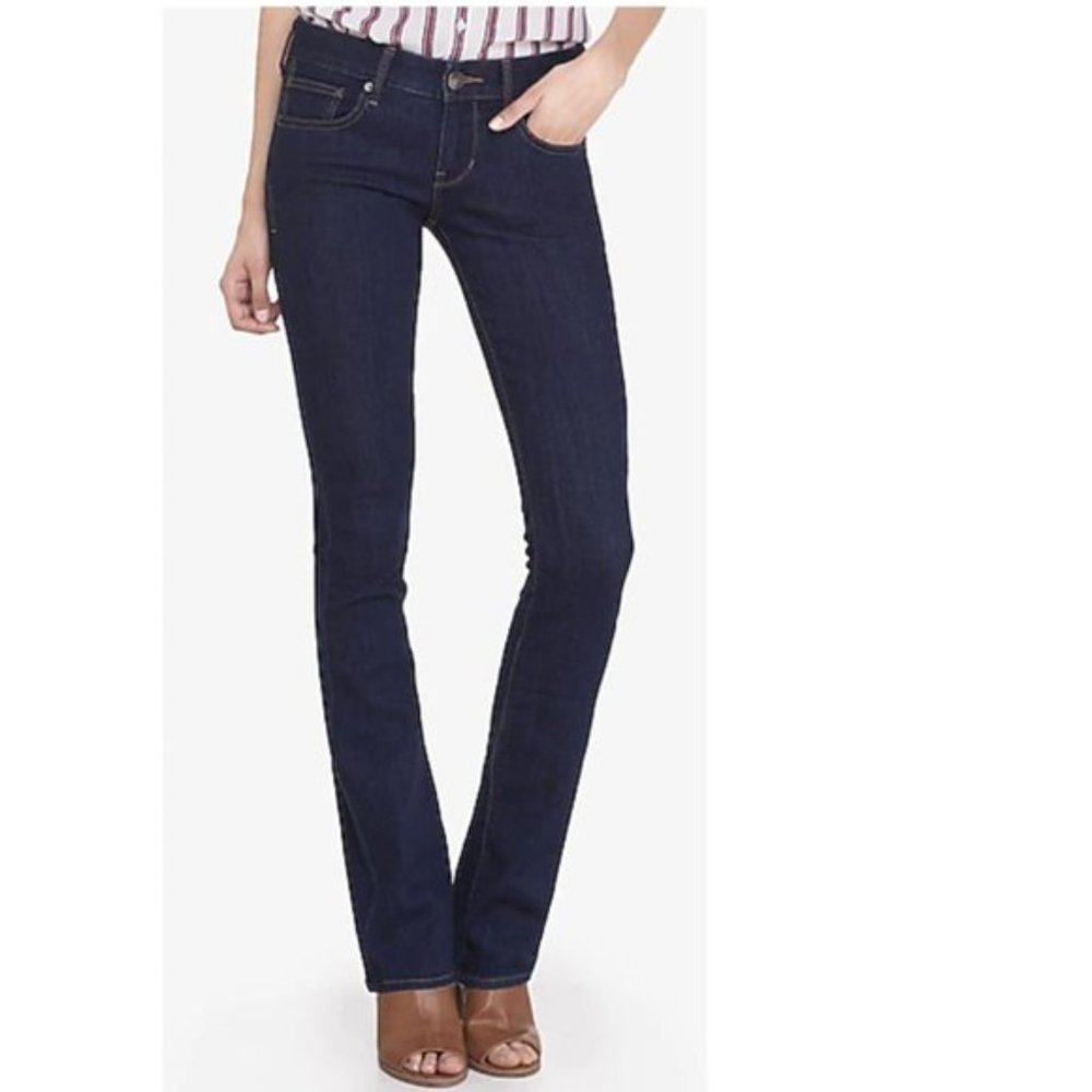 Express - Barely Boot Low Rise Jeans, Size 6 Short